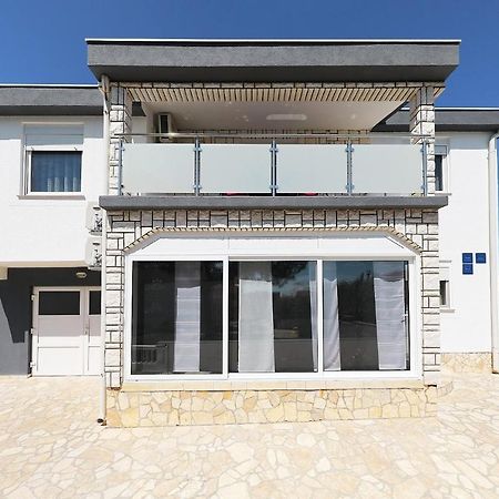 Apartmani Nella Vir Εξωτερικό φωτογραφία