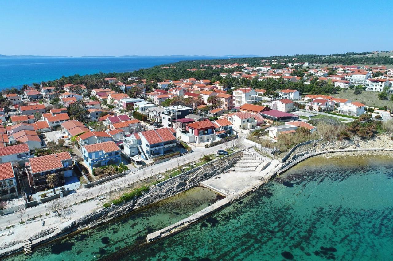Apartmani Nella Vir Εξωτερικό φωτογραφία